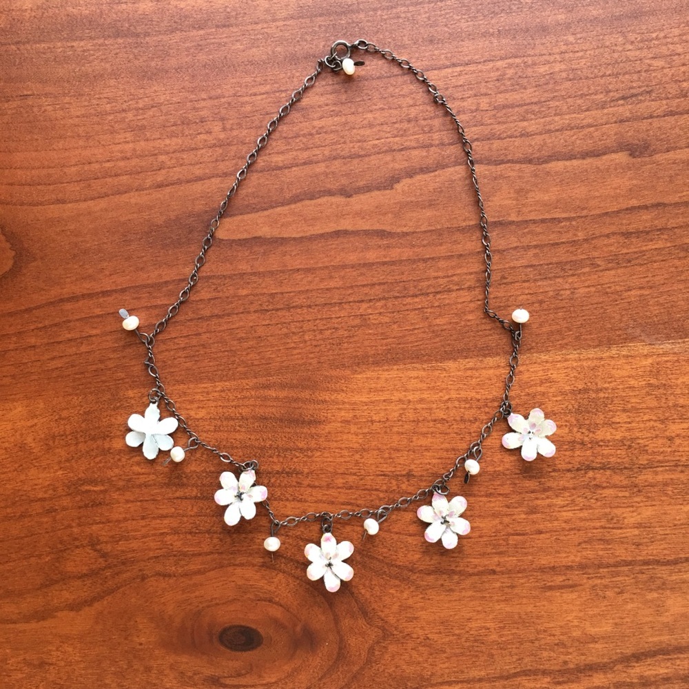 Sweet Flower Necklace